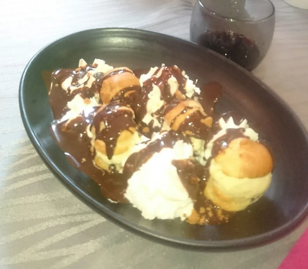 Profiteroles Maison